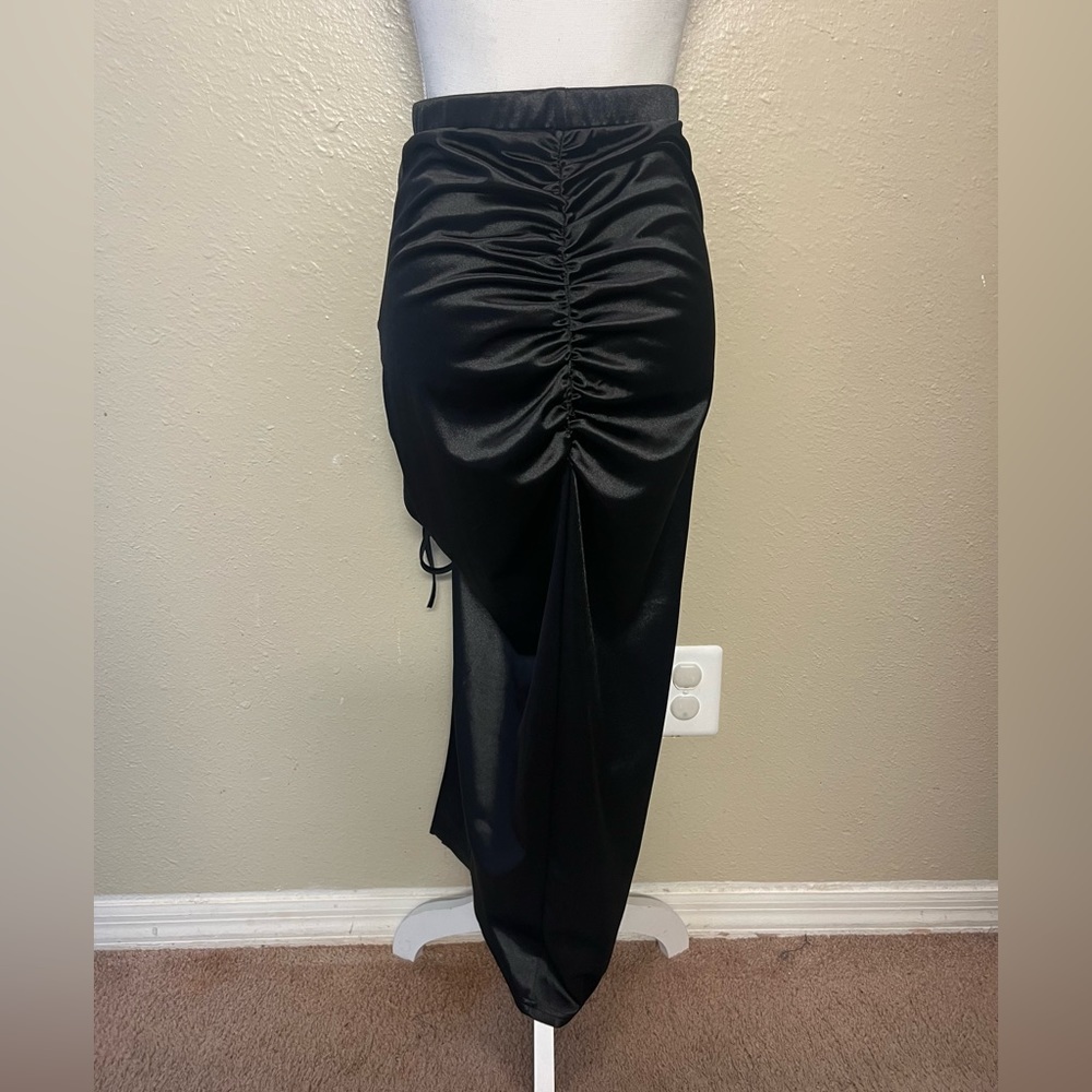 Drawstring black skirt - Picture 8 of 8